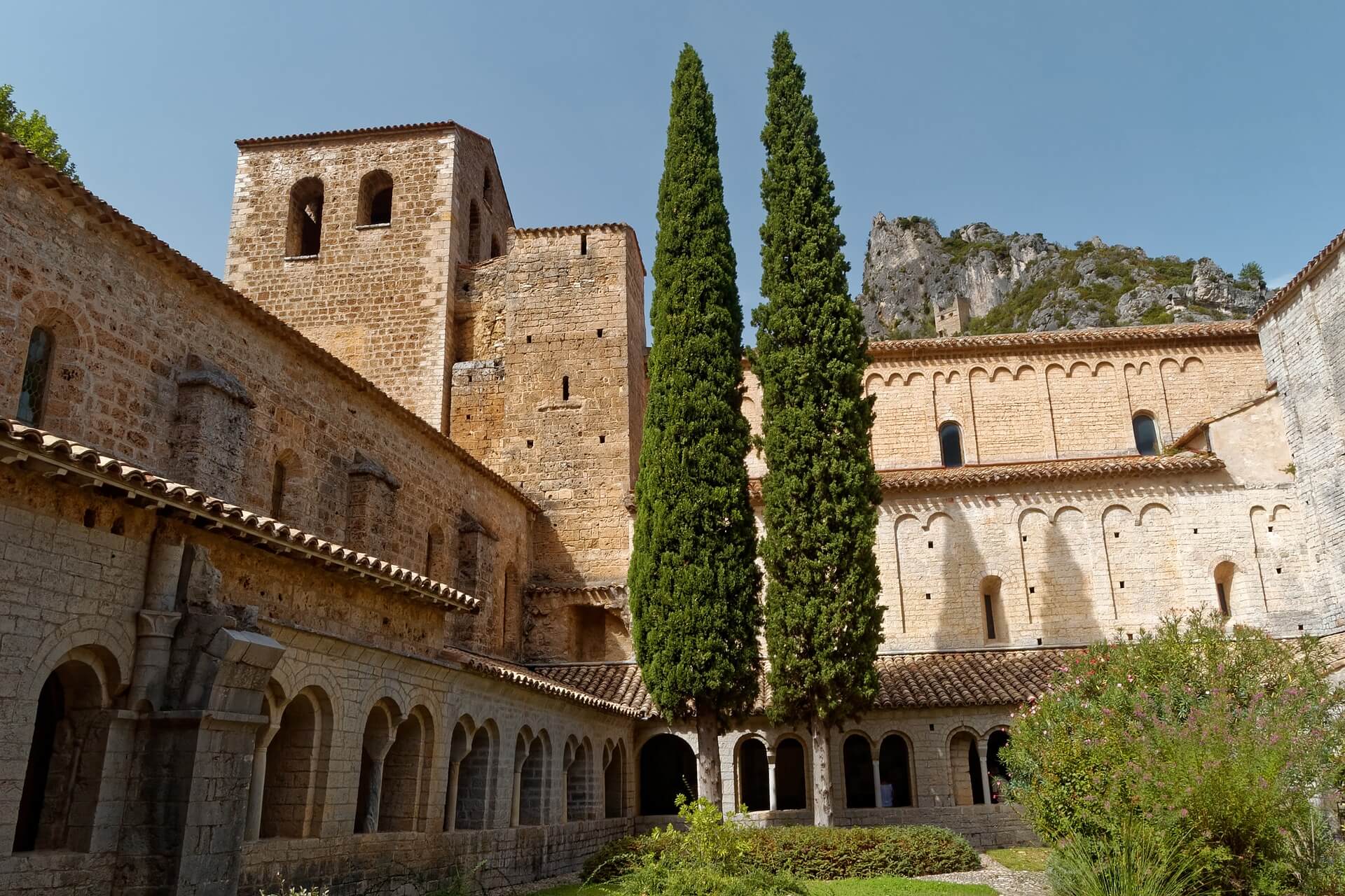 Saint Guilhem le Désert, dans l'Hérault, en canoë